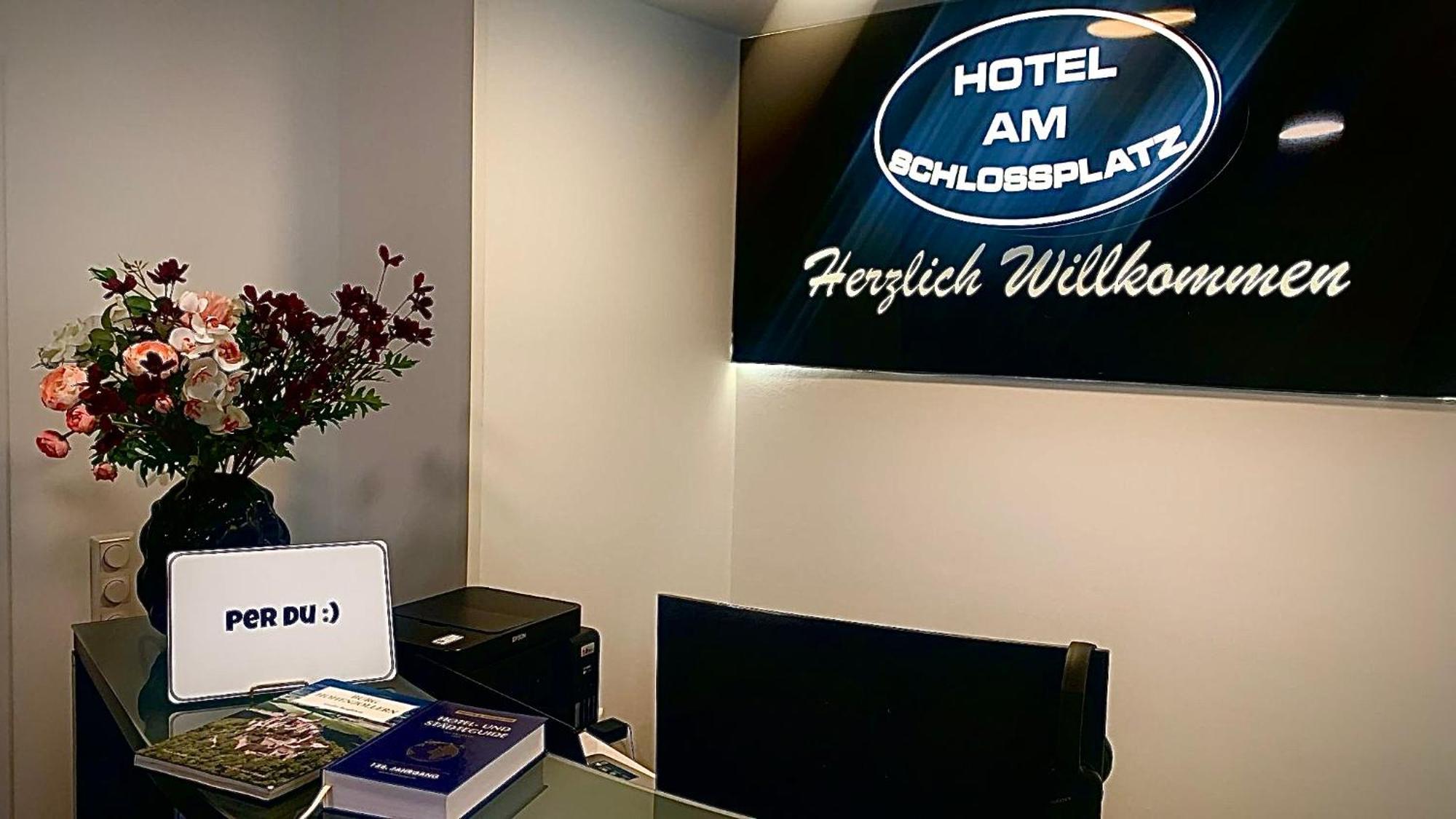 Hotel Am Schlossplatz Hechingen Buitenkant foto